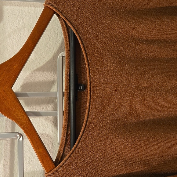 On 12th Cropped - Picture 3 of 12